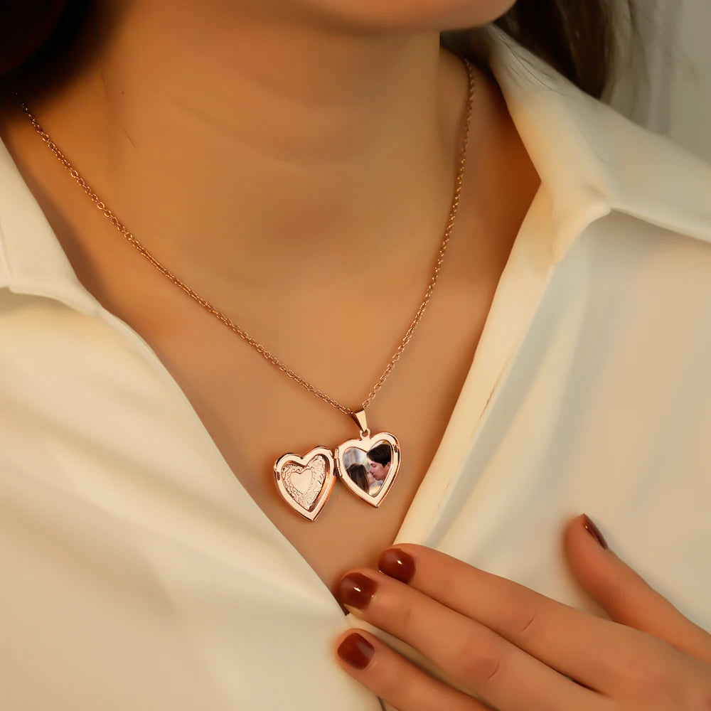 1pc Custom Photo Heart Locket Pendant Necklace Women Necklace Personalized Souvenir Gift