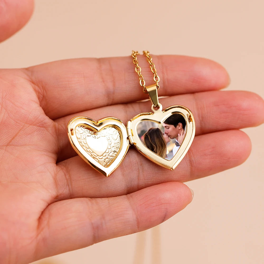 1pc Custom Photo Heart Locket Pendant Necklace Women Necklace Personalized Souvenir Gift